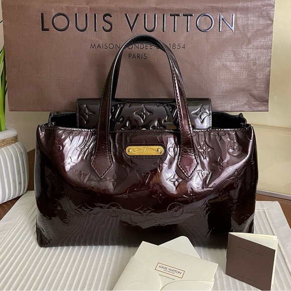 Louis Vuitton Wilshire PM Rouge Fauvist & Vernis Amarante Sarah Wallet Set - Picture 3 of 17